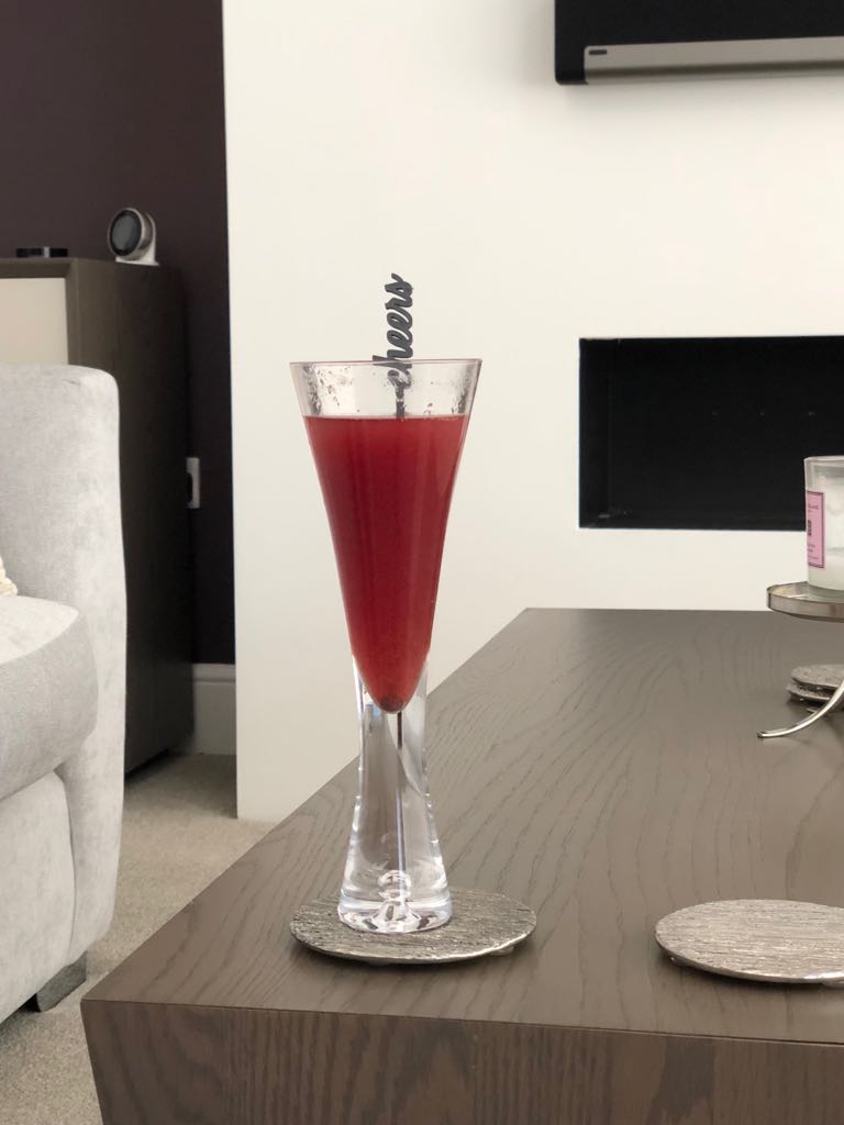  grey acrylic stirrer in this cocktail