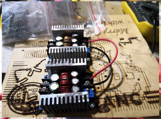 2 DC DC units in parallel