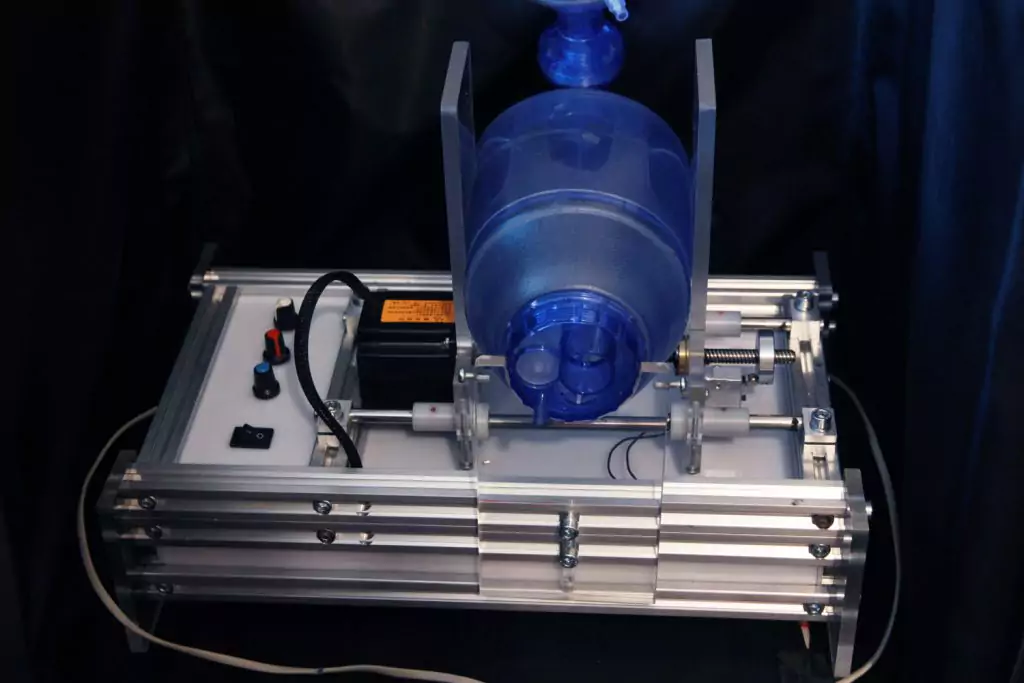 An open-source ventilator for lungs. A robotized the Ambu breathing system. It saves lives.