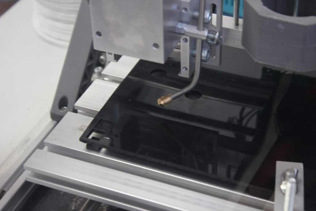 Cutting plastics with Endurance lasers (PVC, Acrylic)