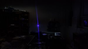 5 watt (5000 mw) blue 445 nm laser pointer