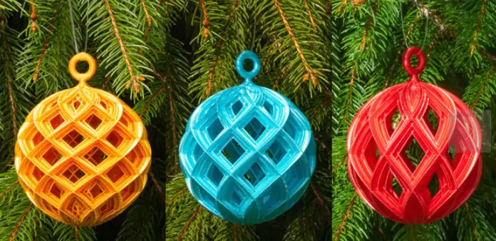 Lattice Christmas Balls 2021