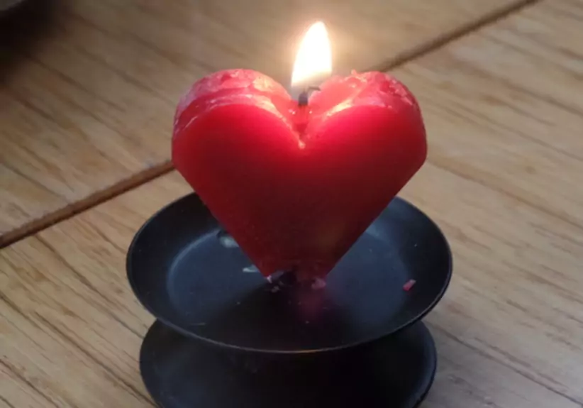 Heart Mold Valentine's Day Candle Mold Holding Heart Candle Mold