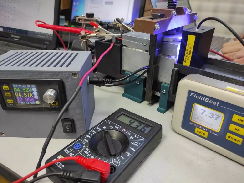 Z80 laser diode - voltage, power current test